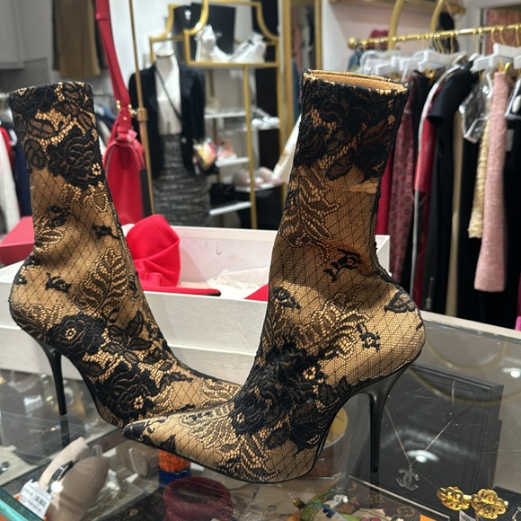 Balenciaga lace sock boots size 37 - Picture 2 of 7